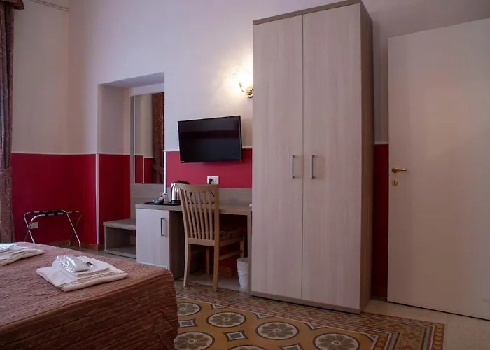 Domus Napoleone 4*