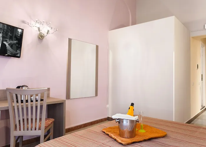 Domus Napoleone Gasthuis 4*