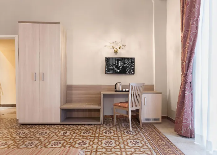 Domus Napoleone Gasthuis 4*